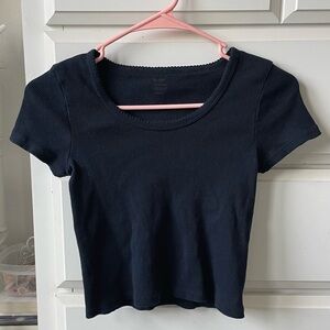 Brandy melville navy crop top